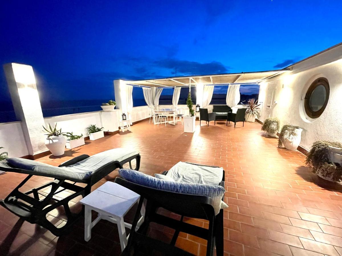 הוילה סנטה מרינלה La Terrazza Sul Mare מראה חיצוני תמונה